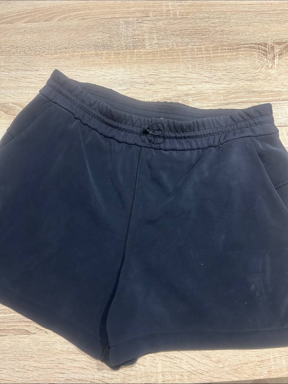 Lululemon black Athletic Drawstring Shorts Sz 12